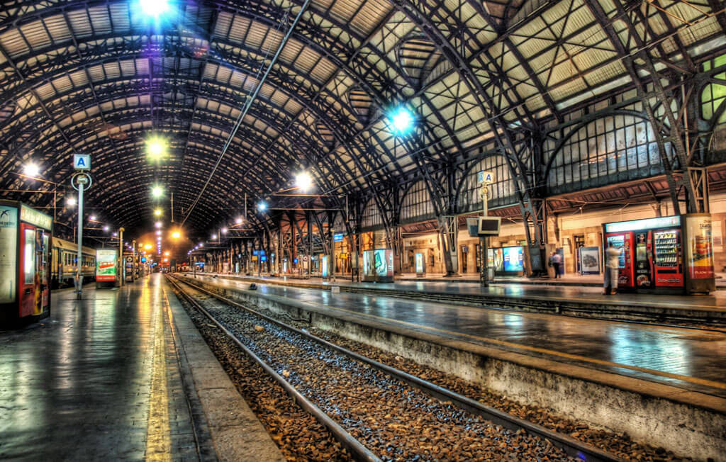ITALY MILAN CENTRAL STATION
